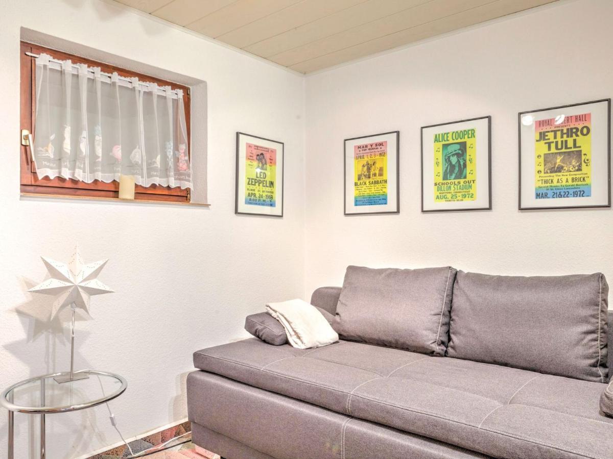 شقة Sunny Flat In Bad Driburg With Garden الغرفة الصورة