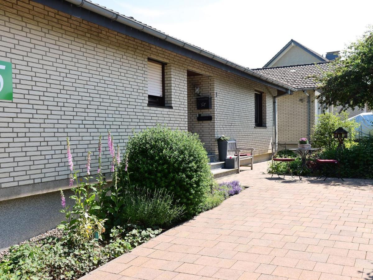 شقة Sunny Flat In Bad Driburg With Garden المظهر الخارجي الصورة